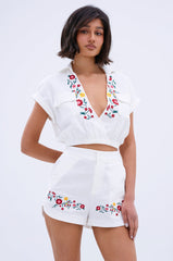 DAY TIME VIBES BUTTON DOWN TOP